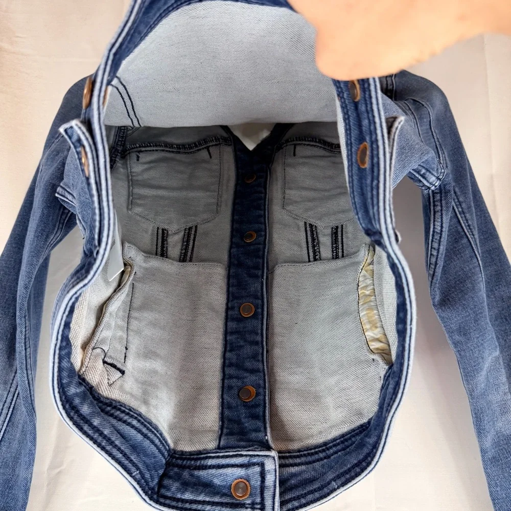PILCRO ANTHROPOLOGIE Women’s Size M Jacket Denim Jean Trucker Style Stretch Coat